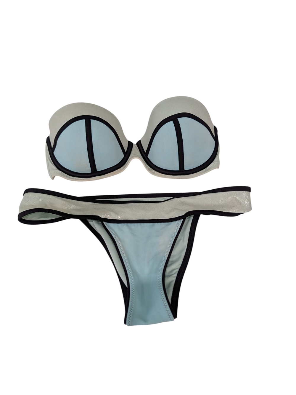 eBay title:
Victoria’s Secret Bikini Set 32DD Small Aqua Black Bandeau Strapless
